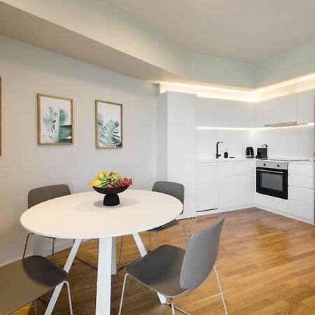 Urban Apt With Stunning Acropolis View & Roofdeck Atenas Exterior foto