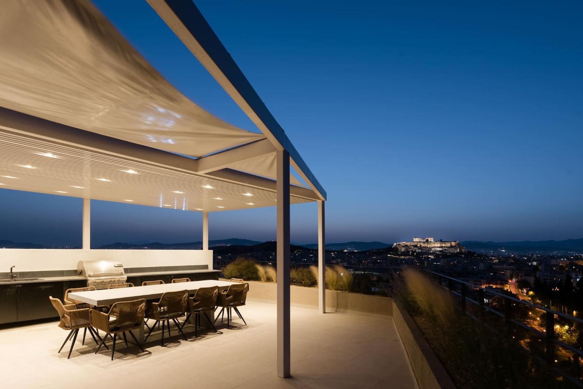 Urban Apt With Stunning Acropolis View & Roofdeck Atenas Exterior foto